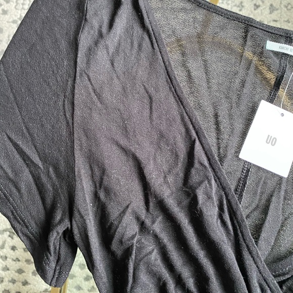 Urban outfitters new with tags black wrap top with tie - Picture 2 of 6